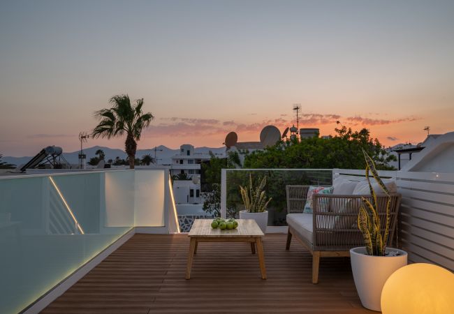Apartamento en Puerto del Carmen - Casa Capricho, Solarium con Vista Mar Apartamento en Puerto del Carmen - Casa Capricho, Solarium con Vista Mar