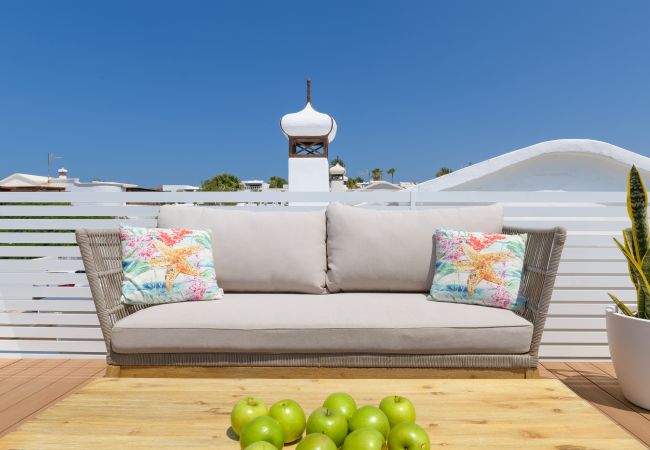 Apartamento en Puerto del Carmen - Casa Capricho, Solarium con Vista Mar Apartamento en Puerto del Carmen - Casa Capricho, Solarium con Vista Mar