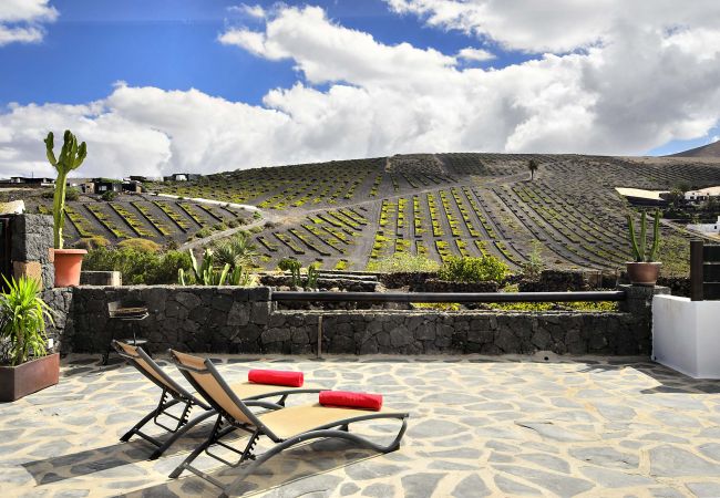 Apartamento en Masdache - Casa Amaia II, tu rincón de escapada entre Viñedos (La Geria) Apartamento en Masdache - Casa Amaia II, tu rincón de escapada entre Viñedos (La Geria)