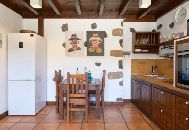 Apartamento en Masdache - Casa Amaia II, tu rincón de escapada entre Viñedos (La Geria) Apartamento en Masdache - Casa Amaia II, tu rincón de escapada entre Viñedos (La Geria)