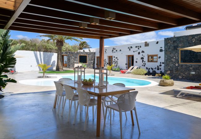 Estudio en Macher - EcoLiving Olivos76 Estudio en Macher - EcoLiving Olivos76