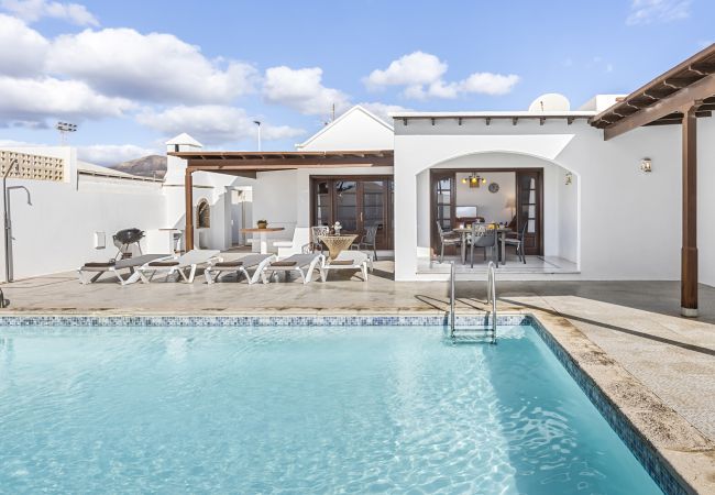 Villa en Puerto del Carmen - Villa Eva - Villasexperience