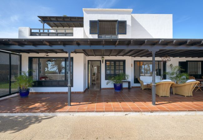 Casa en Costa Teguise - Casa Maresia, Playa Bastian Casa en Costa Teguise - Casa Maresia, Playa Bastian