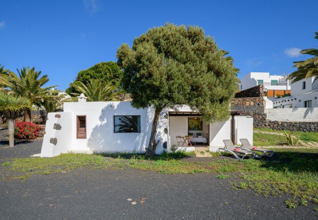 House in Teguise - Casa Los Divisos, small cozy cottage in La Villa de Teguise House in Teguise - Casa Los Divisos, small cozy cottage in La Villa de Teguise