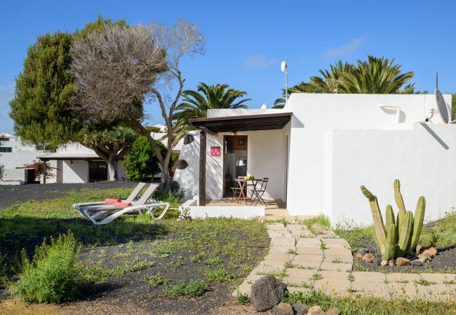 House in Teguise - Casa Los Divisos, small cozy cottage in La Villa de Teguise House in Teguise - Casa Los Divisos, small cozy cottage in La Villa de Teguise