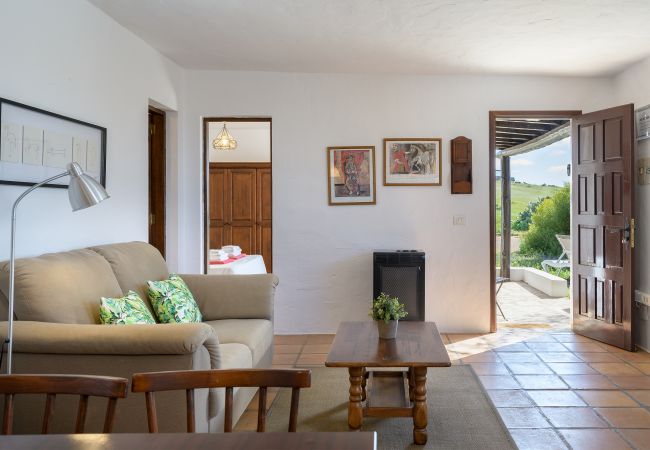 House in Teguise - Casa Los Divisos, small cozy cottage in La Villa de Teguise House in Teguise - Casa Los Divisos, small cozy cottage in La Villa de Teguise
