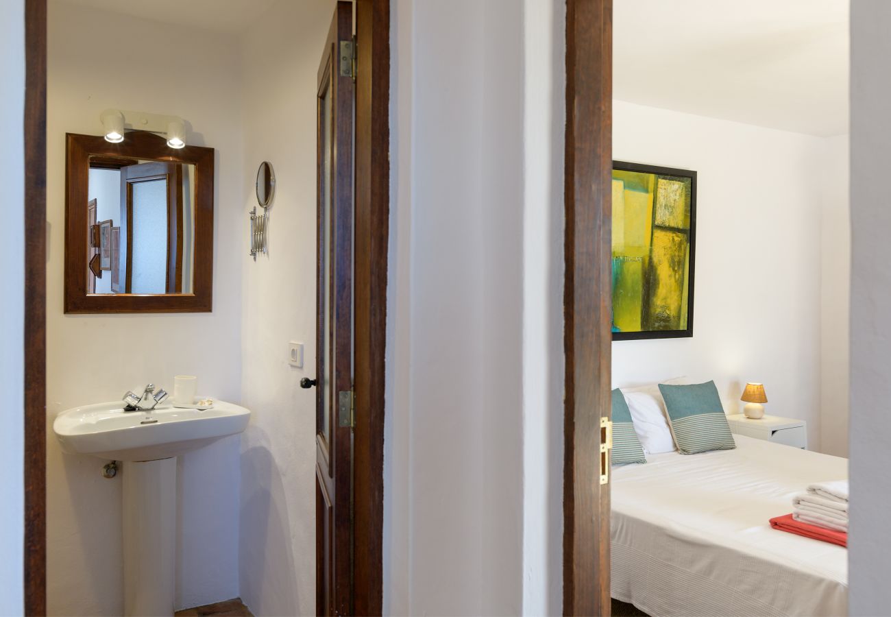 House in Teguise (Lanzarote) - Casa Los Divisos, small cozy cottage in La Villa de Teguise House in Teguise (Lanzarote) - Casa Los Divisos, small cozy cottage in La Villa de Teguise