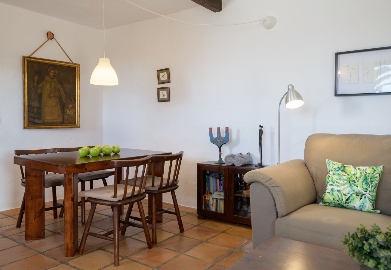 House in Teguise (Lanzarote) - Casa Los Divisos, small cozy cottage in La Villa de Teguise House in Teguise (Lanzarote) - Casa Los Divisos, small cozy cottage in La Villa de Teguise