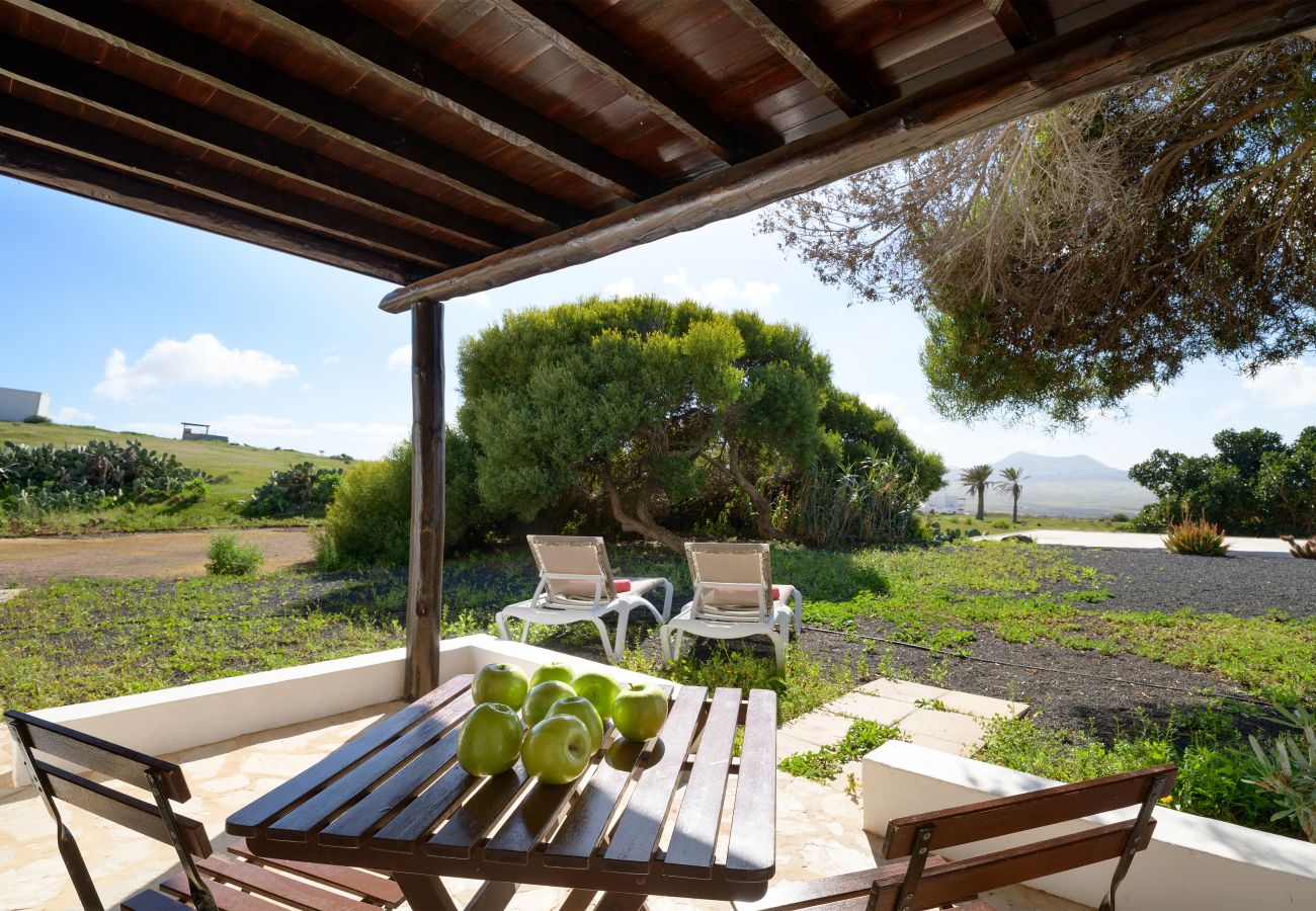 House in Teguise (Lanzarote) - Casa Los Divisos, small cozy cottage in La Villa de Teguise House in Teguise (Lanzarote) - Casa Los Divisos, small cozy cottage in La Villa de Teguise