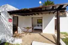 House in Teguise (Lanzarote) - Casa Los Divisos, small cozy cottage in La Villa de Teguise