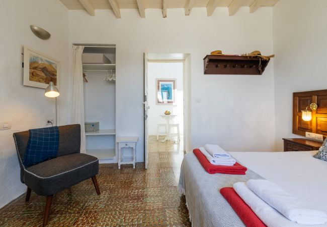 Apartment in El Golfo - Abuelos, Sea Views with the best sunset on the island (El Golfo) Apartment in El Golfo - Abuelos, Sea Views with the best sunset on the island (El Golfo)