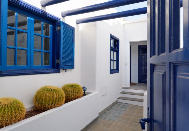 Apartment in Playa Blanca - Casa Lola, Sea Front Apartment in Playa Blanca Apartment in Playa Blanca - Casa Lola, Sea Front Apartment in Playa Blanca