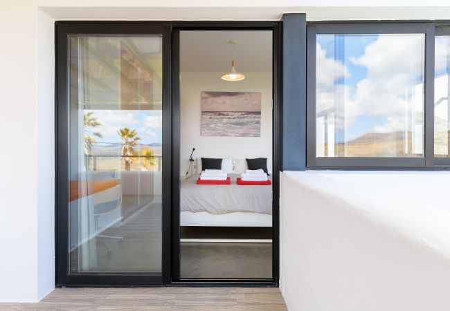 House in Conil - Casa Sur, Spectacular Views of Sea and Volcanoes with Heated Pool House in Conil - Casa Sur, Spectacular Views of Sea and Volcanoes with Heated Pool