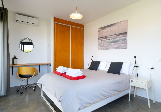 House in Conil - Casa Sur, Spectacular Views of Sea and Volcanoes with Heated Pool House in Conil - Casa Sur, Spectacular Views of Sea and Volcanoes with Heated Pool