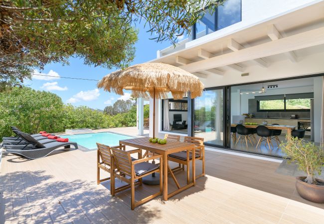House in Conil - Casa Sur, Spectacular Views of Sea and Volcanoes with Heated Pool House in Conil - Casa Sur, Spectacular Views of Sea and Volcanoes with Heated Pool