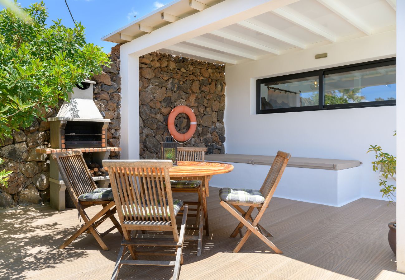 House in Conil - Casa Sur, Sea Views from Conil Lanzarote with heated pool House in Conil - Casa Sur, Sea Views from Conil Lanzarote with heated pool