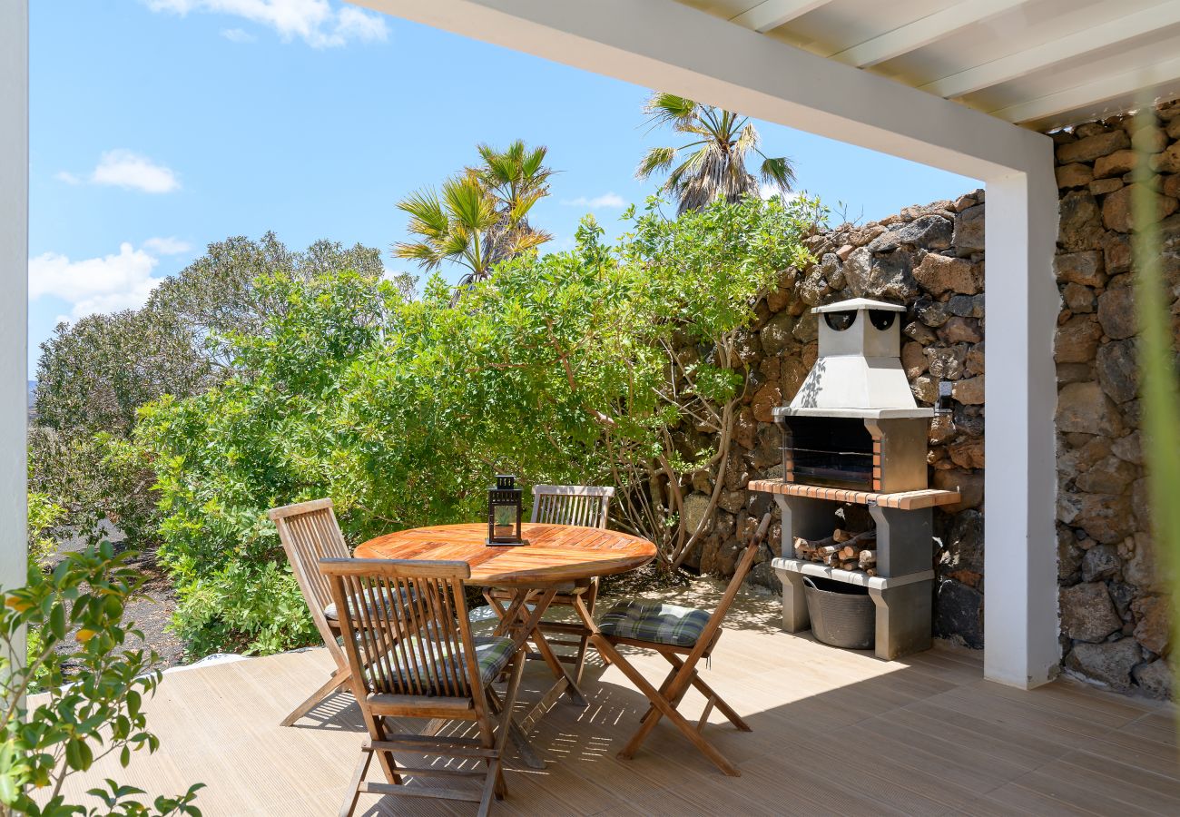 House in Conil - Casa Sur, Sea Views from Conil Lanzarote with heated pool House in Conil - Casa Sur, Sea Views from Conil Lanzarote with heated pool