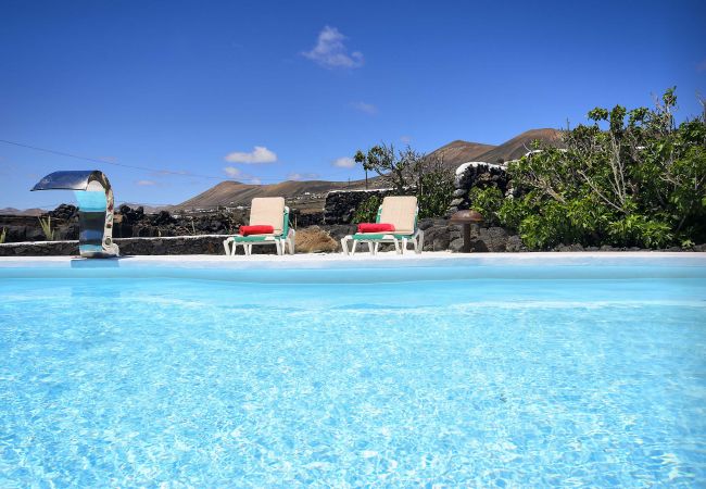 Apartment in Macher - Peñas Blancas, Jameo style Pool within Volcanoes Apartment in Macher - Peñas Blancas, Jameo style Pool within Volcanoes
