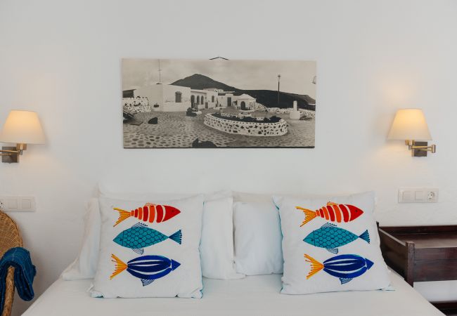 Apartment in El Golfo - Eufemia, wonderful spacious terrace with Fabulous Views El Golfo Apartment in El Golfo - Eufemia, wonderful spacious terrace with Fabulous Views El Golfo