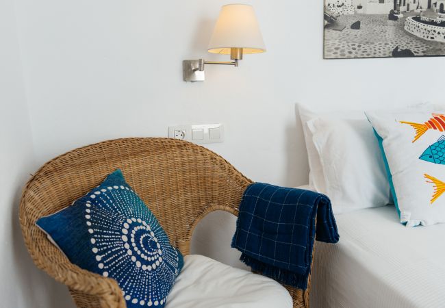 Apartment in El Golfo - Eufemia, wonderful spacious terrace with Fabulous Views El Golfo Apartment in El Golfo - Eufemia, wonderful spacious terrace with Fabulous Views El Golfo