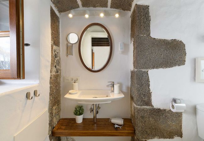 Apartment in Macher - Jose, La Casa del Medianero Apartment in Macher - Jose, La Casa del Medianero