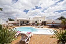 House in Puerto del Carmen - Casa Olivina, Heated Pool - WiFi - Air Conditioning