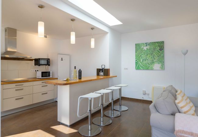 Villa in Puerto del Carmen - Villa Marisol, Heated Pool in Los Mojones Villa in Puerto del Carmen - Villa Marisol, Heated Pool in Los Mojones