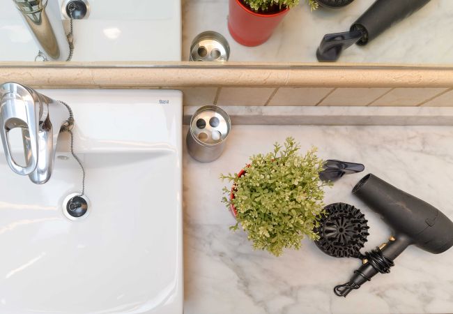 Villa in Puerto del Carmen - Villa Marisol, Heated Pool in Los Mojones Villa in Puerto del Carmen - Villa Marisol, Heated Pool in Los Mojones