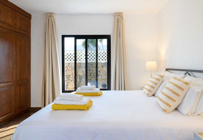 Villa in Puerto del Carmen - Villa Marisol, Heated Pool in Los Mojones Villa in Puerto del Carmen - Villa Marisol, Heated Pool in Los Mojones