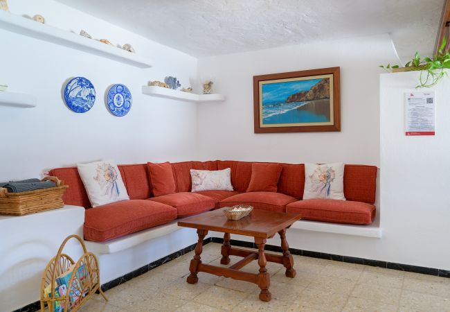 Chalet in  Famara - Casa Caracolillos, Famara Surf Beach Chalet in  Famara - Casa Caracolillos, Famara Surf Beach