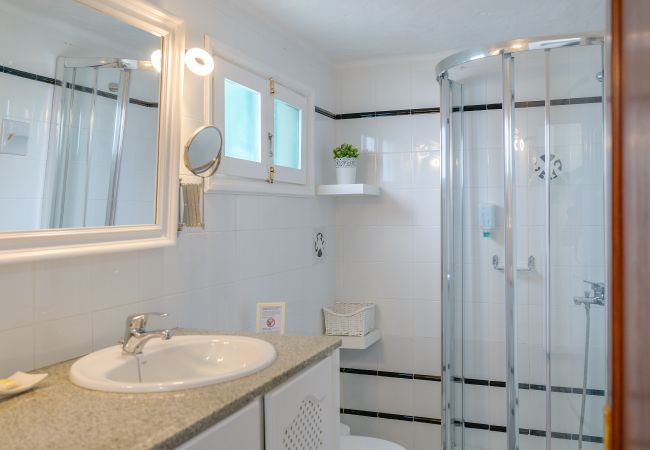 Chalet in  Famara - Casa Caracolillos, Famara Surf Beach Chalet in  Famara - Casa Caracolillos, Famara Surf Beach