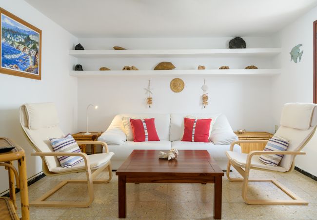 Chalet in  Famara - Casa Caracolillos, Famara Surf Beach Chalet in  Famara - Casa Caracolillos, Famara Surf Beach