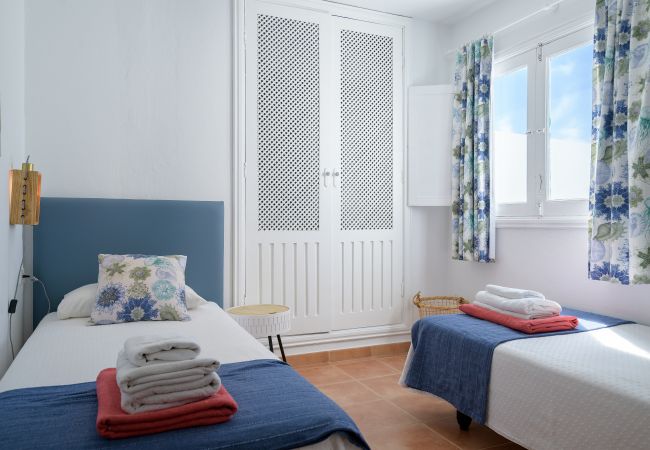 Chalet in  Famara - Casa Caracolillos, Famara Surf Beach Chalet in  Famara - Casa Caracolillos, Famara Surf Beach