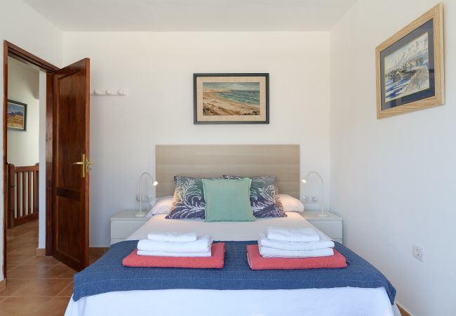 Chalet in  Famara - Casa Caracolillos, Famara Surf Beach Chalet in  Famara - Casa Caracolillos, Famara Surf Beach