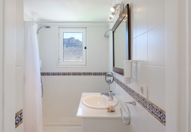 Apartment in  Famara - Apartment Caracolillos, Famara Surf Beach Apartment in  Famara - Apartment Caracolillos, Famara Surf Beach