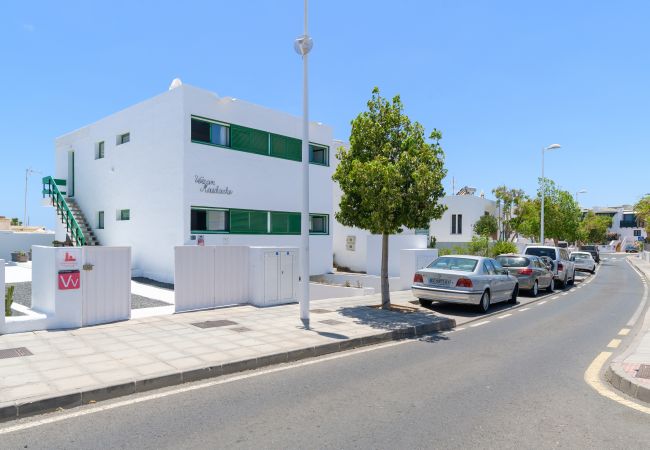 Apartment in Puerto del Carmen - El Volcan de Masdache, Apartment 1 - Puerto del Carmen Apartment in Puerto del Carmen - El Volcan de Masdache, Apartment 1 - Puerto del Carmen