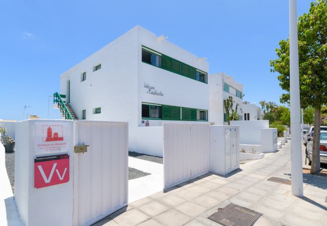 Apartment in Puerto del Carmen - El Volcan de Masdache, Apartment 1 - Puerto del Carmen Apartment in Puerto del Carmen - El Volcan de Masdache, Apartment 1 - Puerto del Carmen