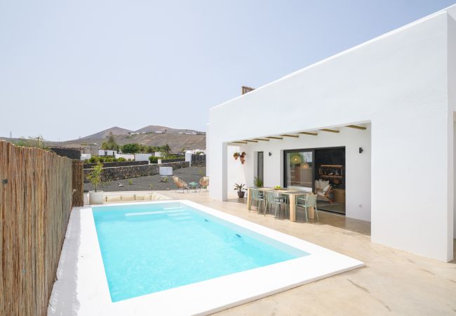 House in Macher - Casa del Aljibe, Modern and Prestigious  House in Macher - Casa del Aljibe, Modern and Prestigious