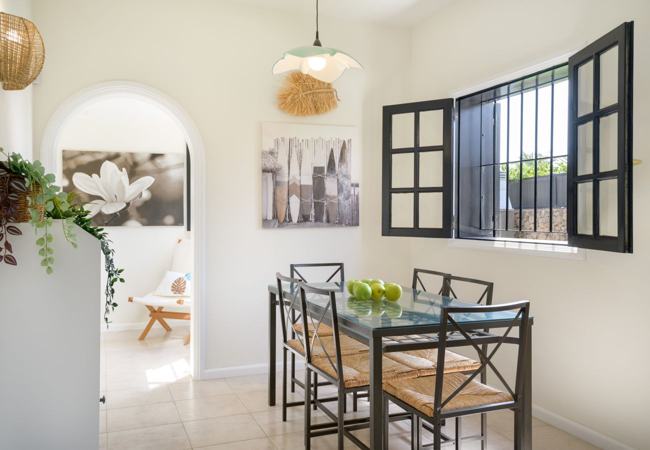 House in Costa Teguise - Casa Maresia, Playa Bastian House in Costa Teguise - Casa Maresia, Playa Bastian